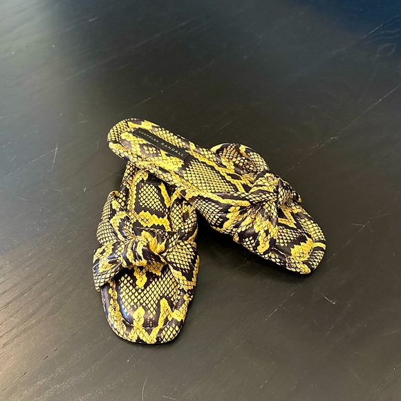 Loeffler Randall Polly Puffy Knot sandal size 8 🆕 - Picture 3 of 9